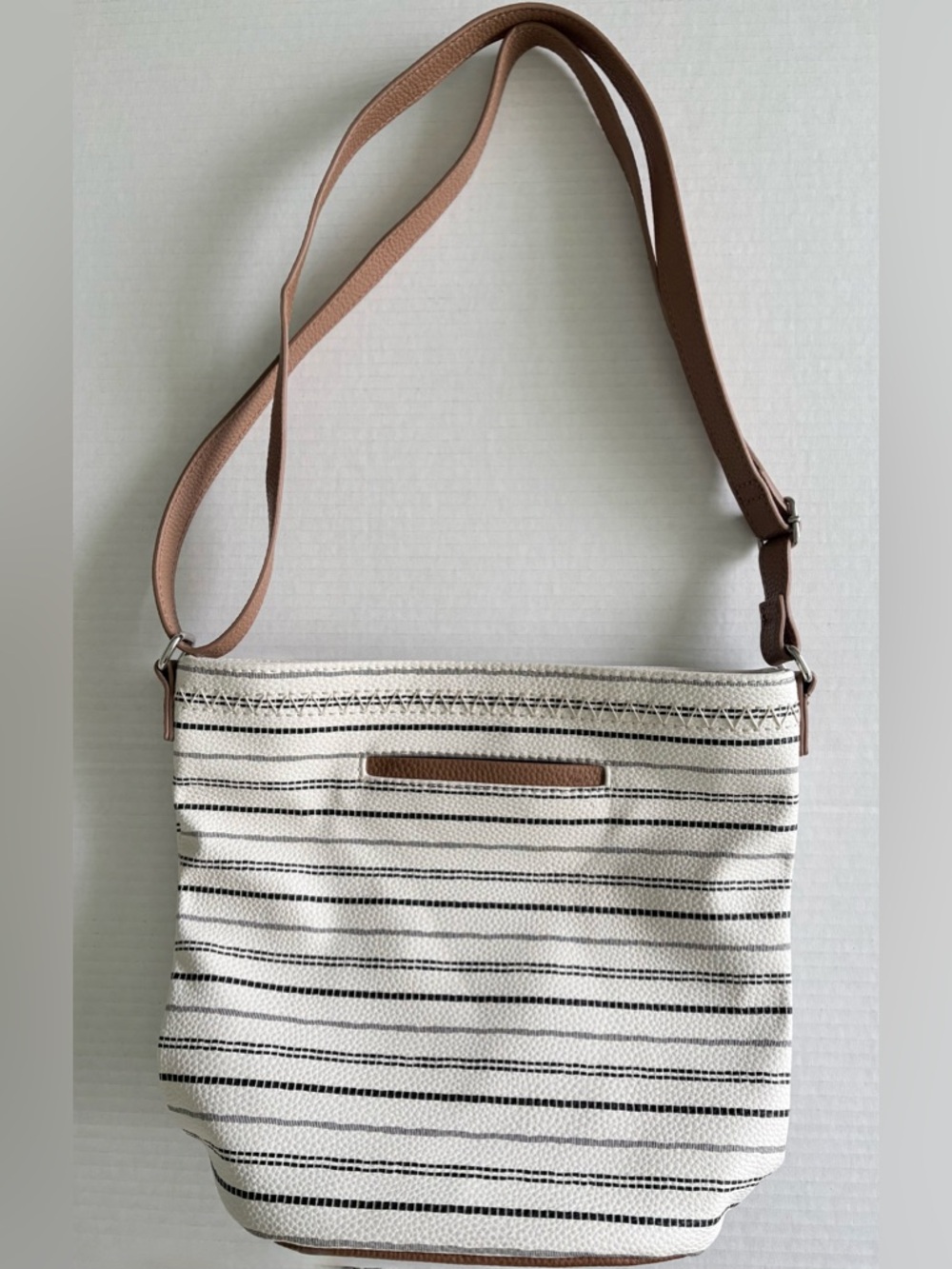 Jewell by Thirty One Striped Cream, Black & Brown Crossbody Bag with Tan Strap.